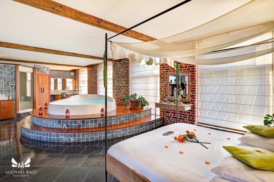 Baiser de Cupidon - Love’nSpa - weekend en amoureux, love rooms avec spa ou jacuzzi privatif3 de Baiser de Cupidon
