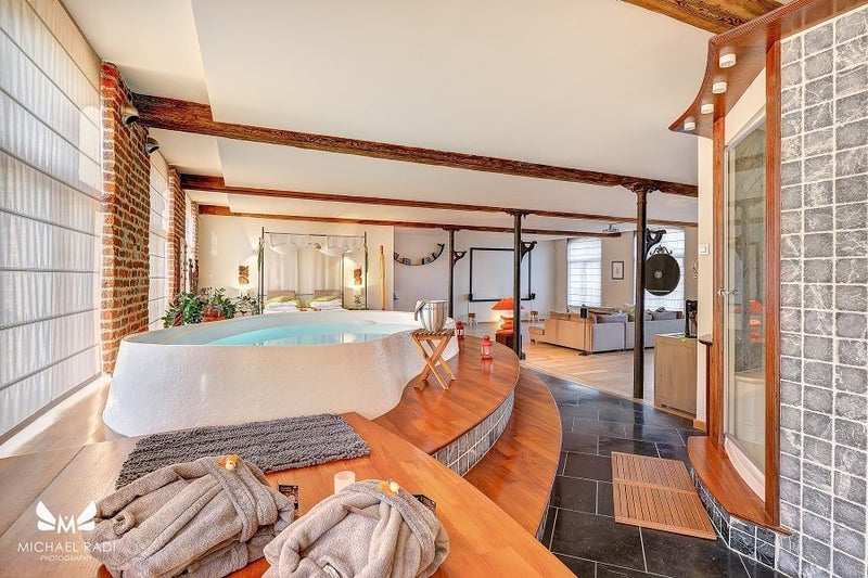 Baiser de Cupidon - Love’nSpa - weekend en amoureux, love rooms avec spa ou jacuzzi privatif4 de Baiser de Cupidon
