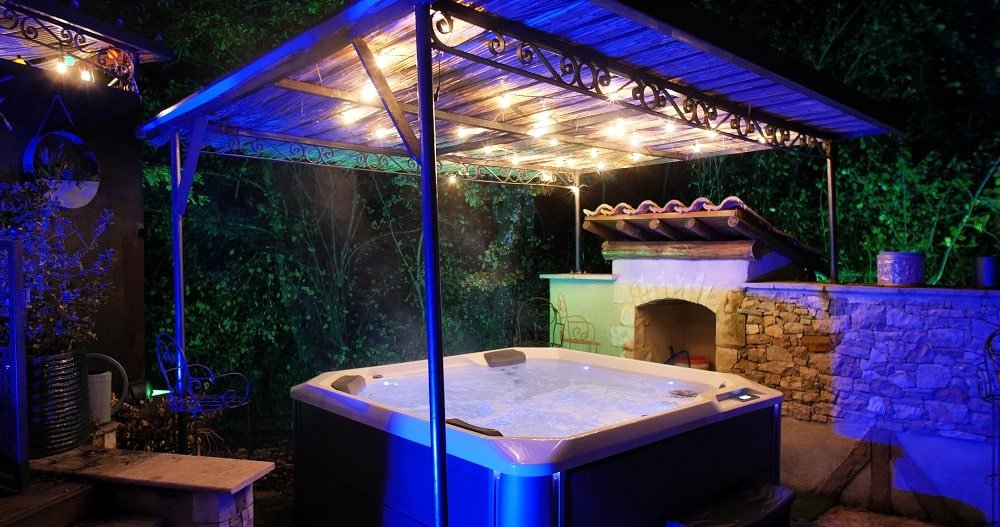 Cabane de Rêve - Love’nSpa - weekend en amoureux, love rooms avec spa ou jacuzzi privatif2 de Cabane de Rêve
