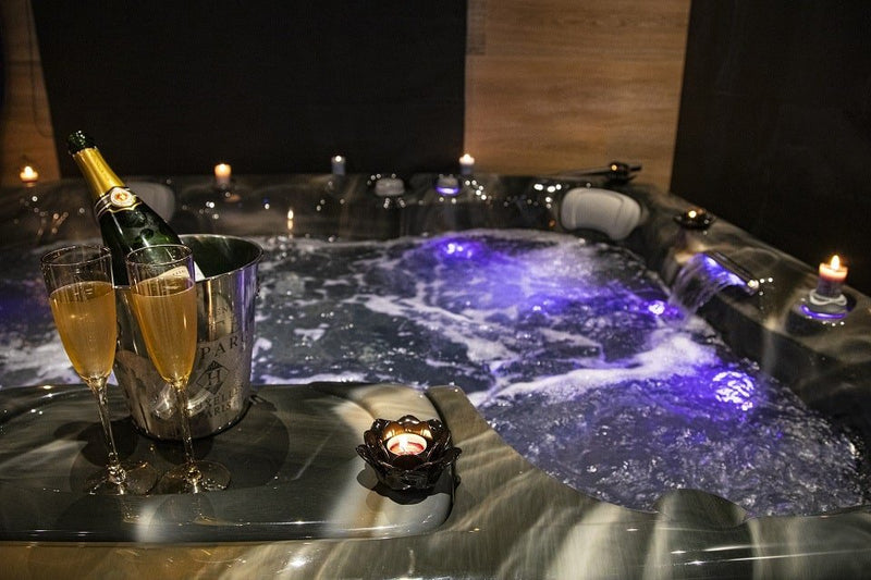 Calinsia - Love’nSpa - weekend en amoureux, love rooms avec spa ou jacuzzi privatif3 de Calinsia
