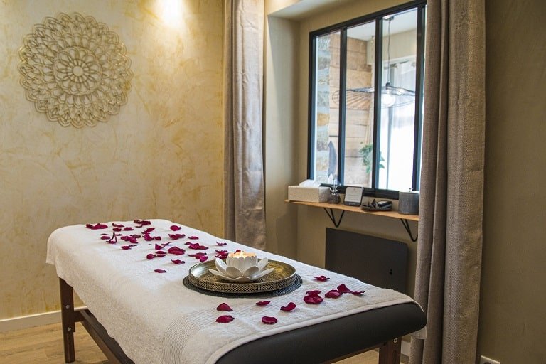 Calinsia - Love’nSpa - weekend en amoureux, love rooms avec spa ou jacuzzi privatif10 de Calinsia
