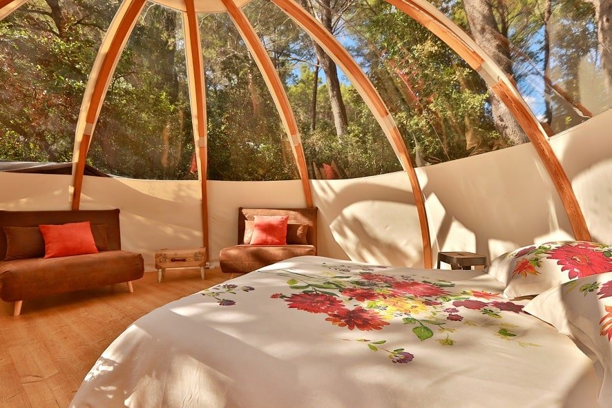 Domaine de la tuilière - Wigwam perché avec Spa privatif - Love’nSpa - weekend en amoureux, love rooms avec spa ou jacuzzi privatif10 de Domaine de la tuilière - Wigwam perché avec Spa privatif
