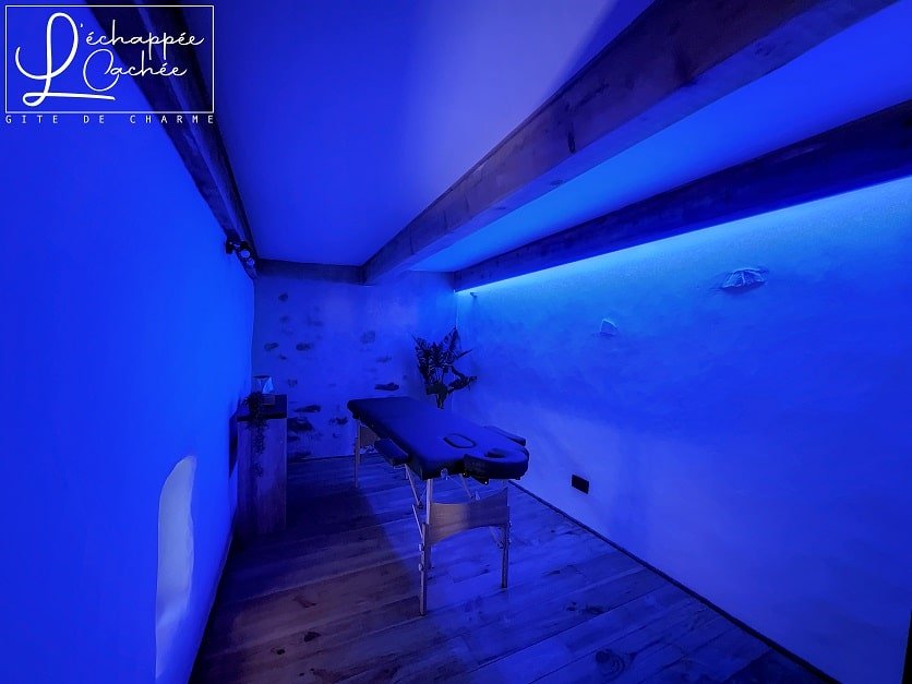 Echappée Cachée - Love’nSpa - weekend en amoureux, love rooms avec spa ou jacuzzi privatif8 de Echappée Cachée
