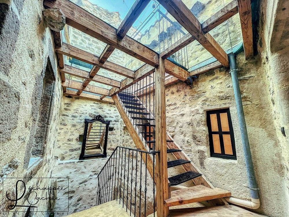 Echappée Cachée - Love’nSpa - weekend en amoureux, love rooms avec spa ou jacuzzi privatif2 de Echappée Cachée
