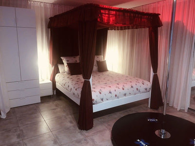 Étoiles de Provence - Suite GLAMOUR - Love’nSpa - weekend en amoureux, love rooms avec spa ou jacuzzi privatif