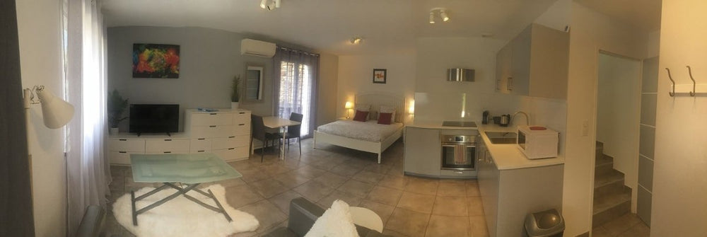 Étoiles de Provence - Suite GLAMOUR - Love’nSpa - weekend en amoureux, love rooms avec spa ou jacuzzi privatif4 de Étoiles de Provence - Suite GLAMOUR
