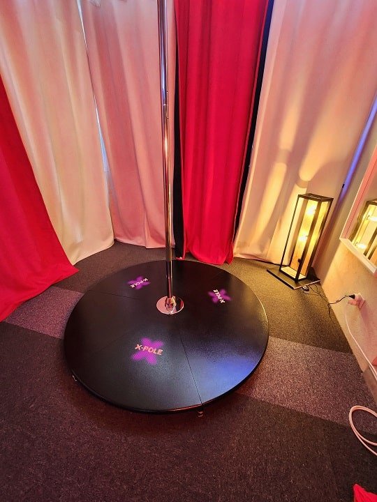 Étoiles de Provence - Suite GLAMOUR - Love’nSpa - weekend en amoureux, love rooms avec spa ou jacuzzi privatif7 de Étoiles de Provence - Suite GLAMOUR
