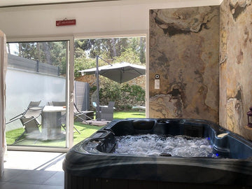 Étoiles de Provence - Suite PASSION - Love’nSpa - weekend en amoureux, love rooms avec spa ou jacuzzi privatif