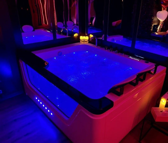 Games of Room - Love’nSpa - weekend en amoureux, love rooms avec spa ou jacuzzi privatif
