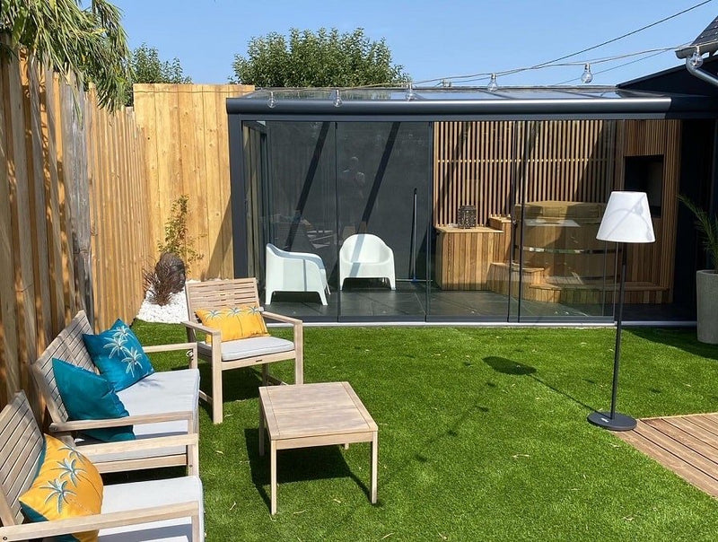 Gîtes de La Gasteleine - Love’nSpa - weekend en amoureux, love rooms avec spa ou jacuzzi privatif3 de Gîtes de La Gasteleine - Côté SPA Bois
