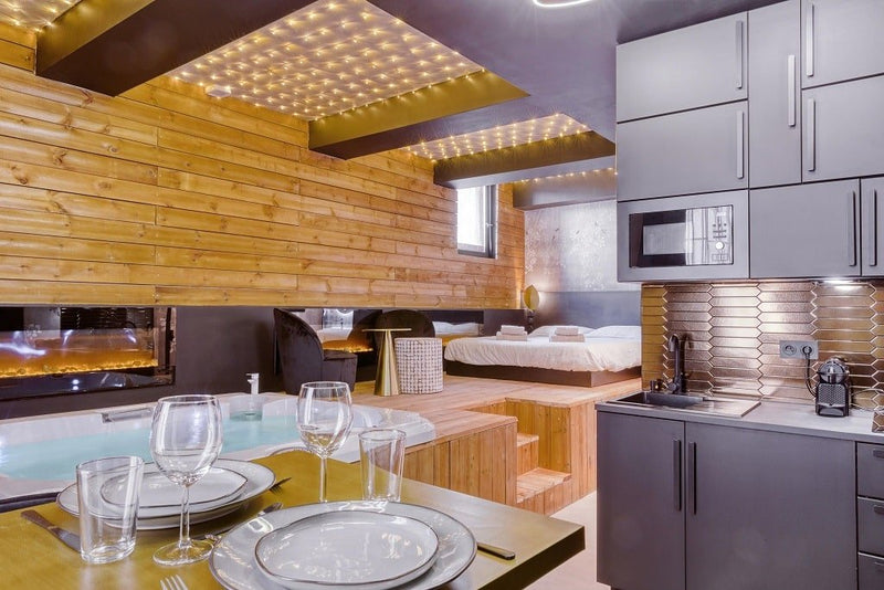 Just In Love - Love In La Ciotat - Love’nSpa - weekend en amoureux, love rooms avec spa ou jacuzzi privatif1 de Just In Love - Love In La Ciotat
