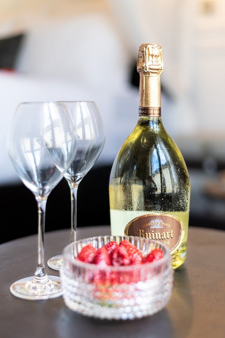 LA BASTIDE DU ROCHER - L’Ecurie - Love’nSpa - weekend en amoureux, love rooms avec spa ou jacuzzi privatif6 de LA BASTIDE DU ROCHER - L’Ecurie
