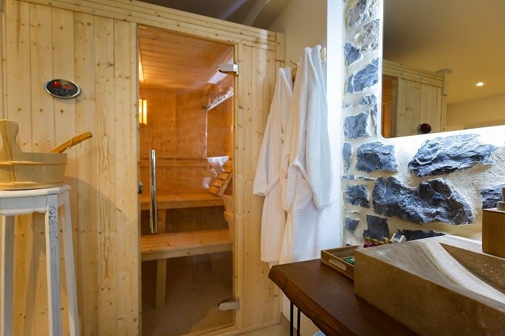 La Demeure des Sens - Love’nSpa - weekend en amoureux, love rooms avec spa ou jacuzzi privatif7 de La Demeure des Sens
