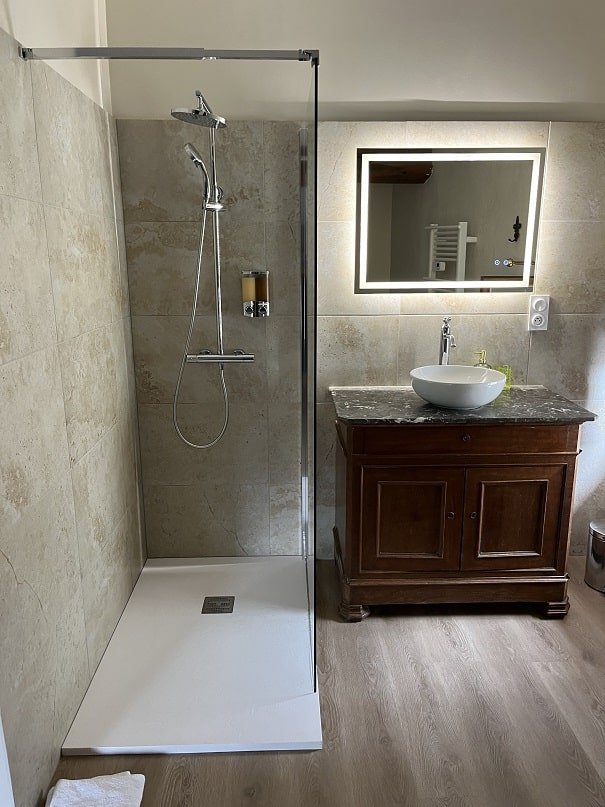 La Halte Louis XIII - Love’nSpa - weekend en amoureux, love rooms avec spa ou jacuzzi privatif3 de La Halte Louis XIII
