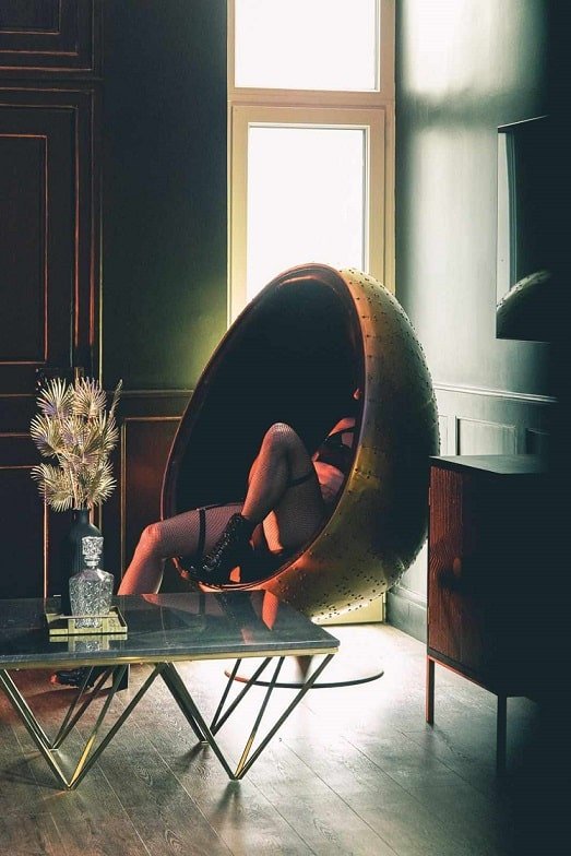 La Maison Défendue - La Cage Dorée - Love’nSpa - weekend en amoureux, love rooms avec spa ou jacuzzi privatif