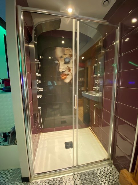 La parenthèse - Love - Love’nSpa - weekend en amoureux, love rooms avec spa ou jacuzzi privatif20 de La parenthèse - Love
