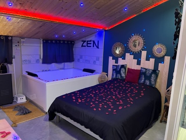 La parenthèse - ZEN - Love’nSpa - weekend en amoureux, love rooms avec spa ou jacuzzi privatif