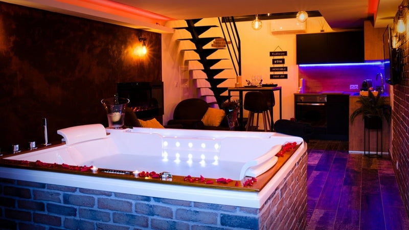 La Suite 55 - L’Industrielle - Love’nSpa - weekend en amoureux, love rooms avec spa ou jacuzzi privatif2 de La Suite 55 - L’Industrielle
