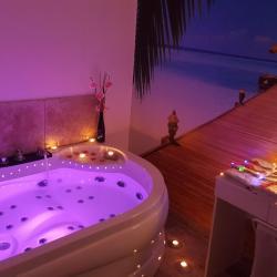 Le Mas Romantique - La Suite Zen - Love’nSpa - weekend en amoureux, love rooms avec spa ou jacuzzi privatif