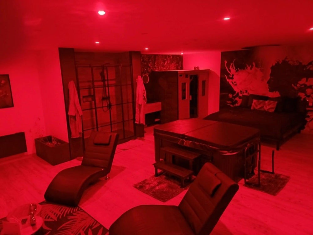 L'Abbaye de l'Amour - Love’nSpa - weekend en amoureux, love rooms avec spa ou jacuzzi privatif5 de L'Abbaye de l'Amour
