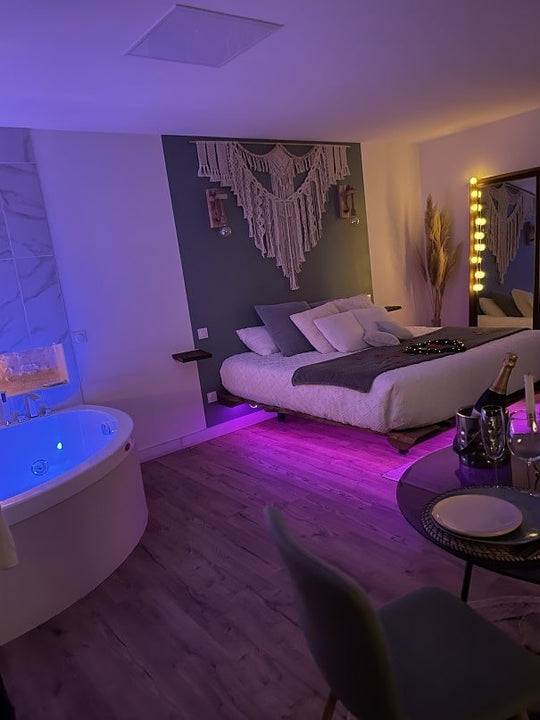 L'Apesanteur - Love’nSpa - weekend en amoureux, love rooms avec spa ou jacuzzi privatif