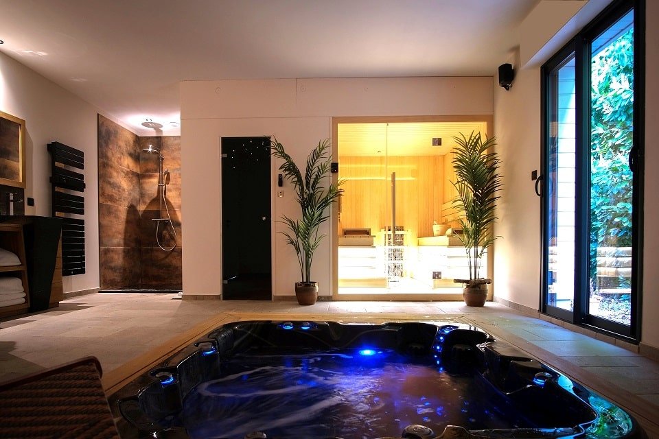 L'ApothéOse - Love’nSpa - weekend en amoureux, love rooms avec spa ou jacuzzi privatifL'ApothéOse
