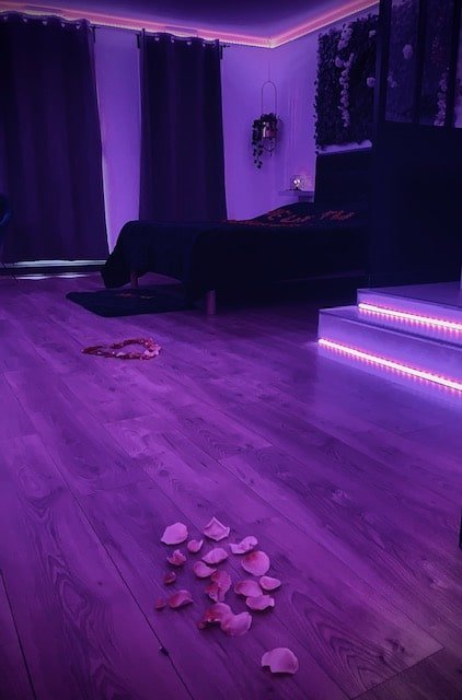 L’Atelier de Rêve - Love’nSpa - weekend en amoureux, love rooms avec spa ou jacuzzi privatif12 de L’Atelier de Rêve
