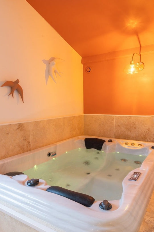 L'Audacieuse - Love’nSpa - weekend en amoureux, love rooms avec spa ou jacuzzi privatif