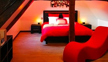 Le boudoir de Nana - Love’nSpa - weekend en amoureux, love rooms avec spa ou jacuzzi privatif2 de Le boudoir de Nana
