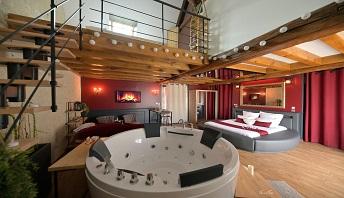Le boudoir de Nana - Love’nSpa - weekend en amoureux, love rooms avec spa ou jacuzzi privatif1 de Le boudoir de Nana
