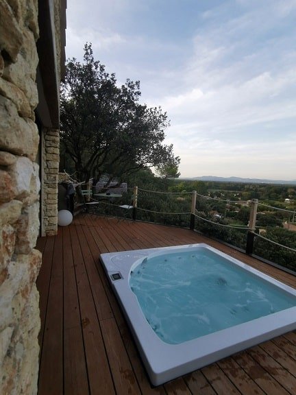 Le Cabanon 2.42 - Love’nSpa - weekend en amoureux, love rooms avec spa ou jacuzzi privatif9 de Le Cabanon 2.42
