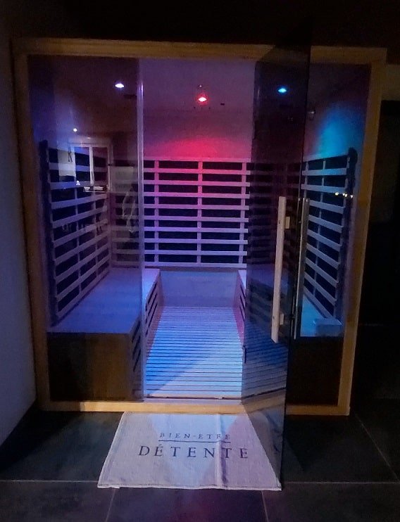 Le Clos F.M.R - Loft Romain - Love’nSpa - weekend en amoureux, love rooms avec spa ou jacuzzi privatif9 de Le Clos F.M.R - Loft Romain
