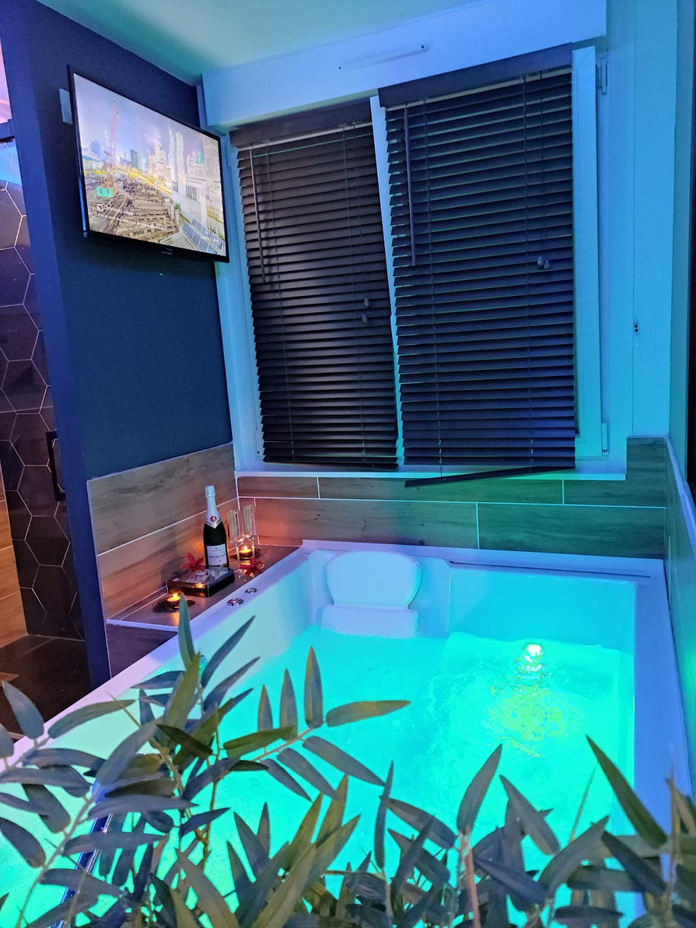 Rêves de Cocon - Le Cocon d'évasion - Love’nSpa - weekend en amoureux, love rooms avec spa ou jacuzzi privatif6 de Rêves de Cocon - Le Cocon d'évasion
