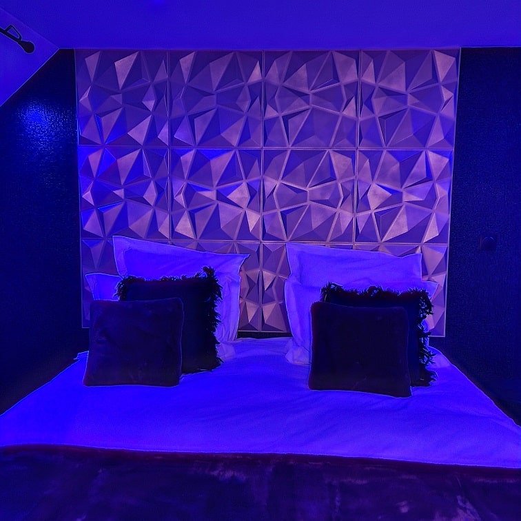 Le Cocoon Secret - Suite Bulle - Love’nSpa - weekend en amoureux, love rooms avec spa ou jacuzzi privatif8 de Le Cocoon Secret - Suite Bulle
