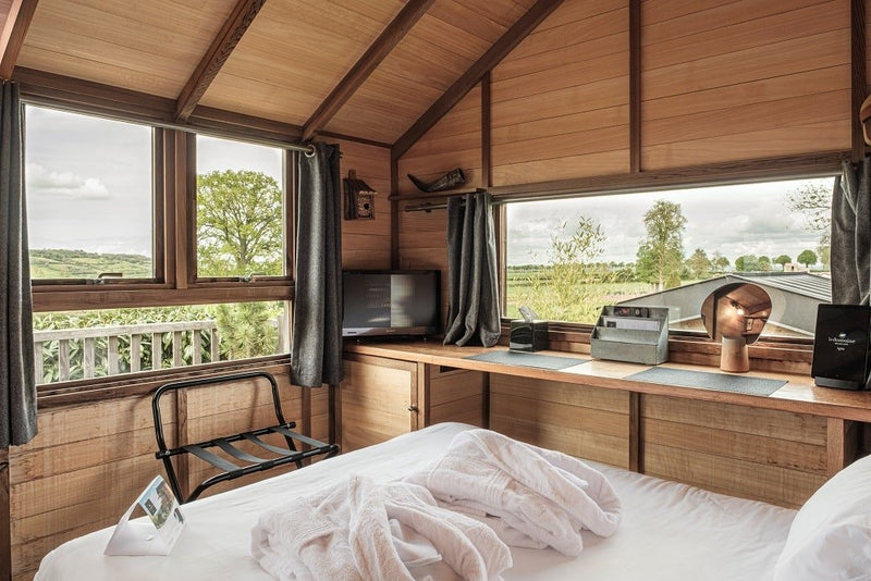 Le Domaine des Prés Verts - Le Cabanon - Love’nSpa - weekend en amoureux, love rooms avec spa ou jacuzzi privatif4 de Le Domaine des Prés Verts - Le Cabanon
