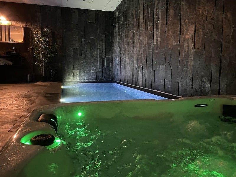 Le Gîte Le Léone - Love’nSpa - weekend en amoureux, love rooms avec spa ou jacuzzi privatif1 de Le Gîte Le Léone
