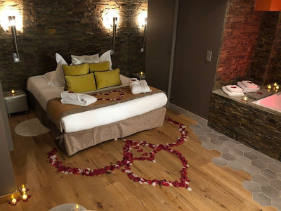 Le Gourguillon - CABORNE - Love’nSpa - weekend en amoureux, love rooms avec spa ou jacuzzi privatif