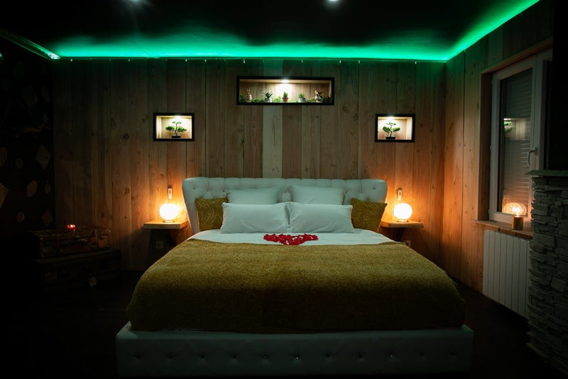Le Lodge des Charmes - Love’nSpa - weekend en amoureux, love rooms avec spa ou jacuzzi privatif