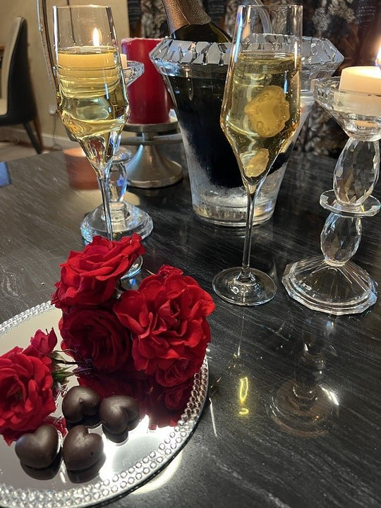 Le Mas de S - Gîte L'unique - Love’nSpa - weekend en amoureux, love rooms avec spa ou jacuzzi privatif