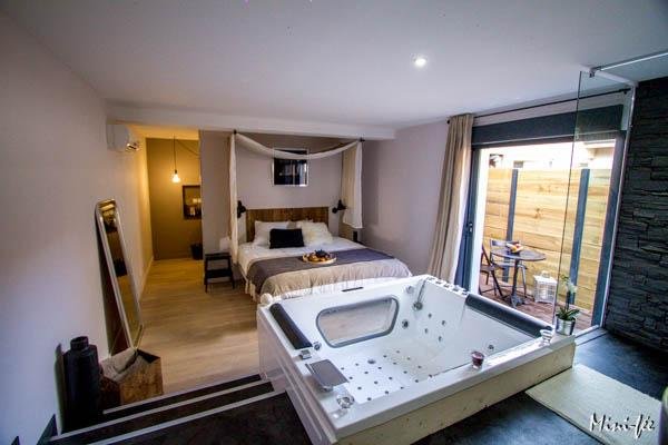 Love Loft - Urban Loft - Love’nSpa - weekend en amoureux, love rooms avec spa ou jacuzzi privatif1 de Love Loft - Urban Loft
