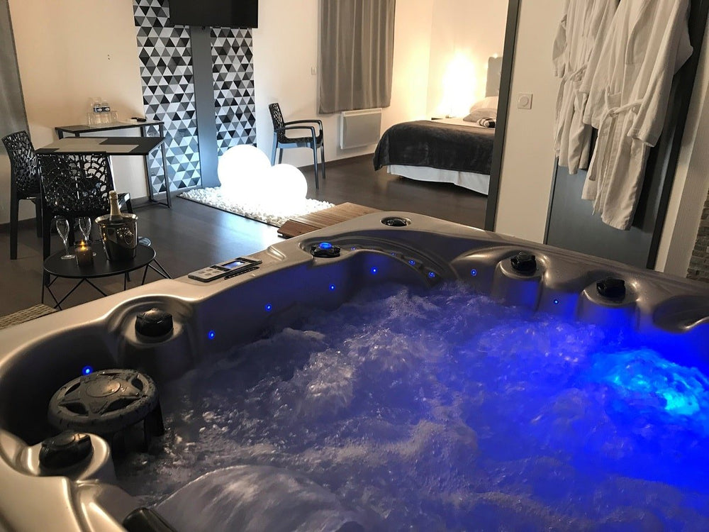 Le Relais de la Hardiesse - Suites Spa - Love’nSpa - weekend en amoureux, love rooms avec spa ou jacuzzi privatif1 de Le Relais de la Hardiesse - Suites Spa
