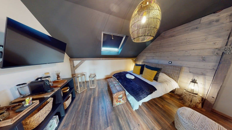 Le Souffle du Saule - Suite Mélusine - Love’nSpa - weekend en amoureux, love rooms avec spa ou jacuzzi privatif1 de Le Souffle du Saule - Suite Mélusine
