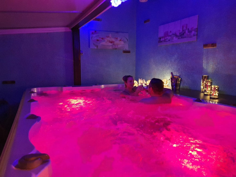 LE SPA'TIO - Love’nSpa - weekend en amoureux, love rooms avec spa ou jacuzzi privatif8 de LE SPA'TIO
