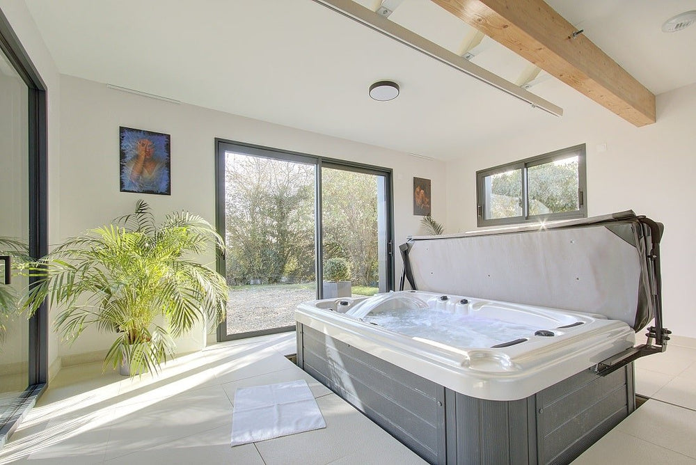 L'Echappée Romantique - Love’nSpa - weekend en amoureux, love rooms avec spa ou jacuzzi privatif13 de L'Echappée Romantique
