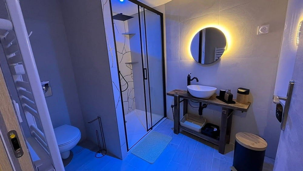 L’Élixir gîte spa bourgogne - Love’nSpa - weekend en amoureux, love rooms avec spa ou jacuzzi privatif7 de CinéSpa Lodge Bourgogne
