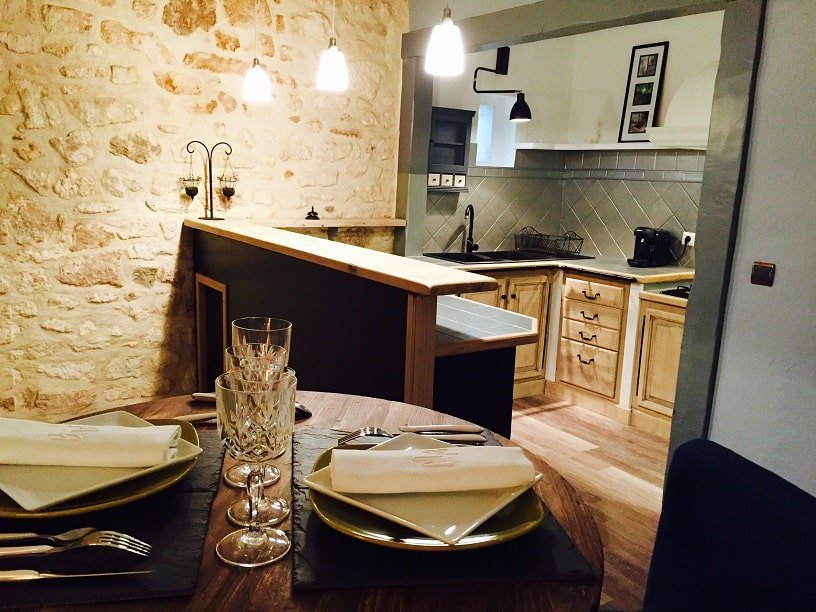 L’entre-parenthèse - Love’nSpa - weekend en amoureux, love rooms avec spa ou jacuzzi privatif10 de L’entre-parenthèse
