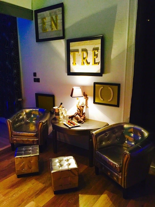 L’entre-parenthèse - Love’nSpa - weekend en amoureux, love rooms avec spa ou jacuzzi privatif7 de L’entre-parenthèse
