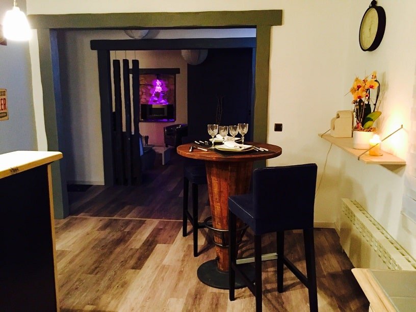 L’entre-parenthèse - Love’nSpa - weekend en amoureux, love rooms avec spa ou jacuzzi privatif9 de L’entre-parenthèse
