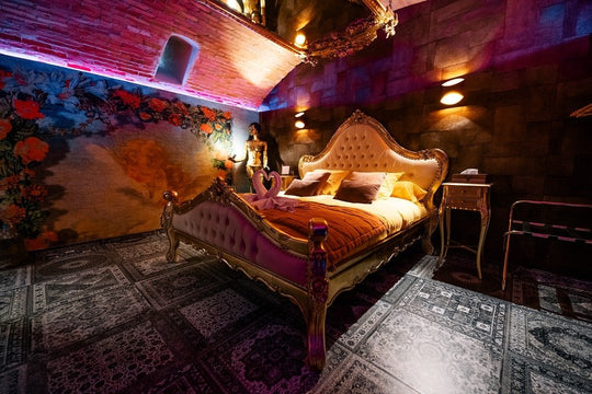 L'Éros - La Suite - Love’nSpa - weekend en amoureux, love rooms avec spa ou jacuzzi privatif