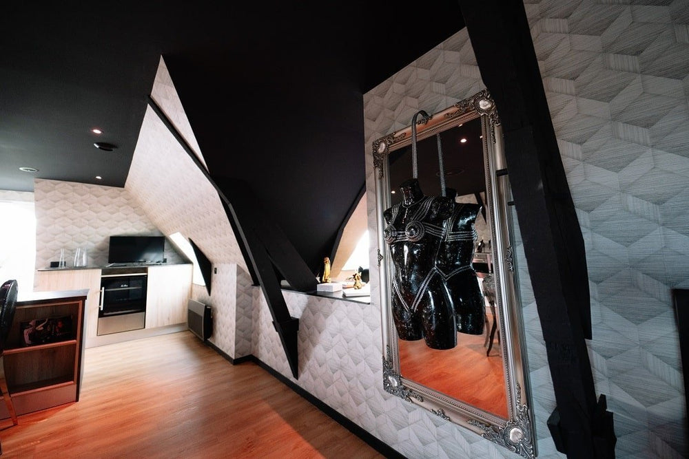 L’Eros - Le Loft - Love’nSpa - weekend en amoureux, love rooms avec spa ou jacuzzi privatif9 de L’Eros - Le Loft
